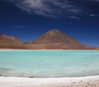 Laguna Verde(Green Lagoon) Laguna Verde(Green Lagoon)